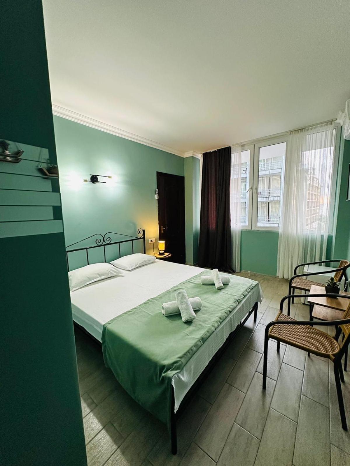 Hotel Woodsea Batumi Exteriér fotografie