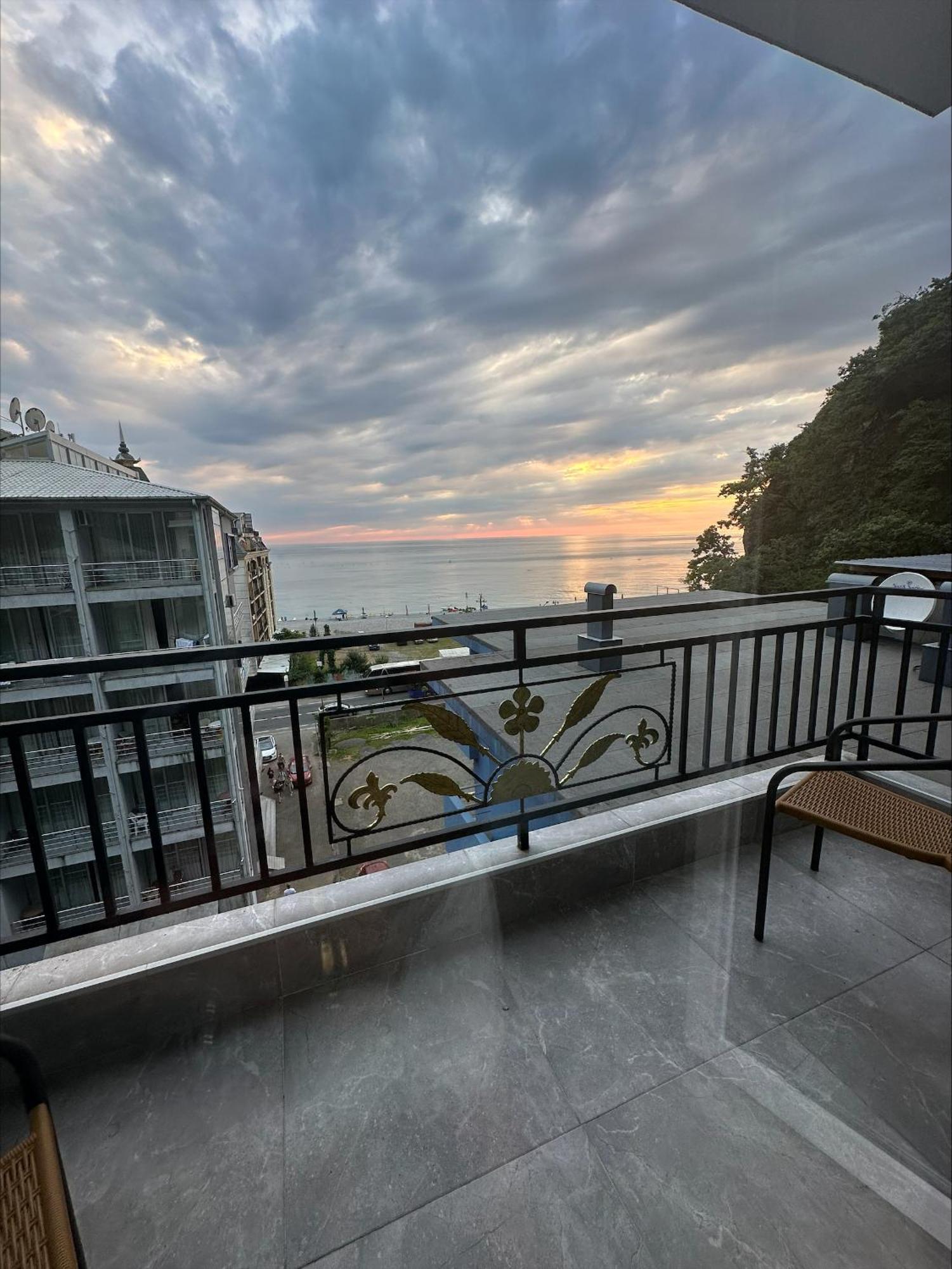 Hotel Woodsea Batumi Exteriér fotografie