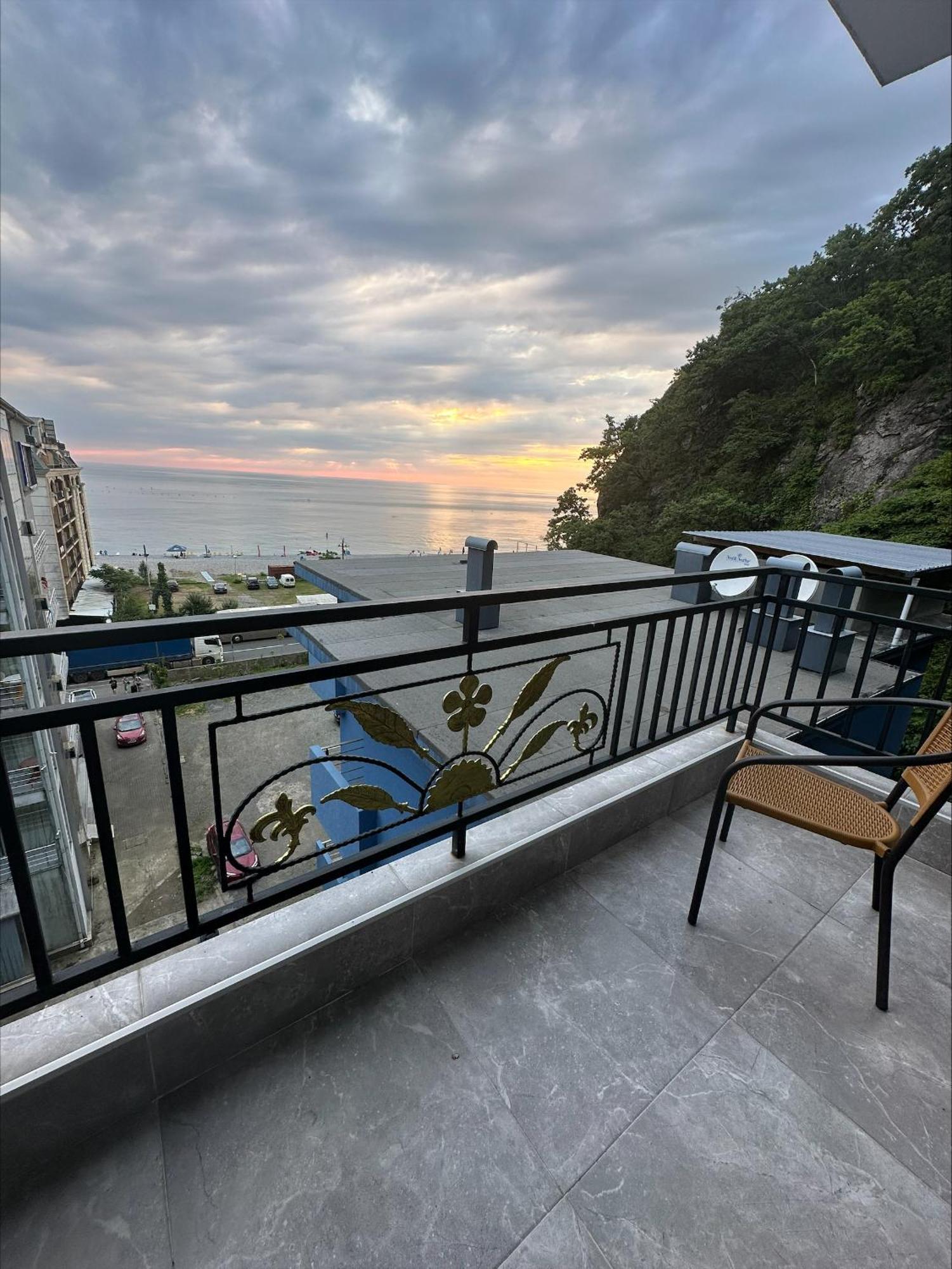 Hotel Woodsea Batumi Exteriér fotografie