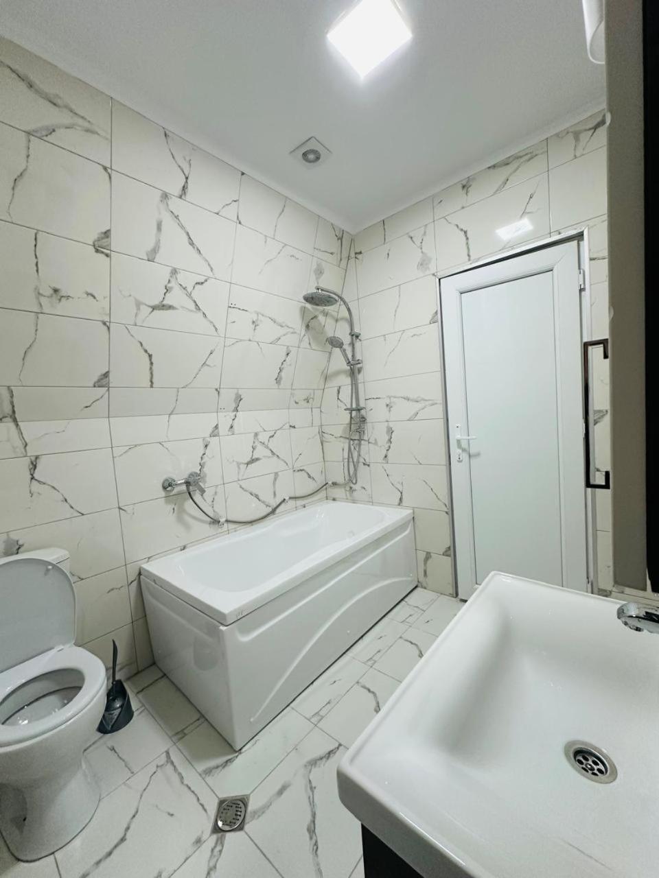 Hotel Woodsea Batumi Exteriér fotografie